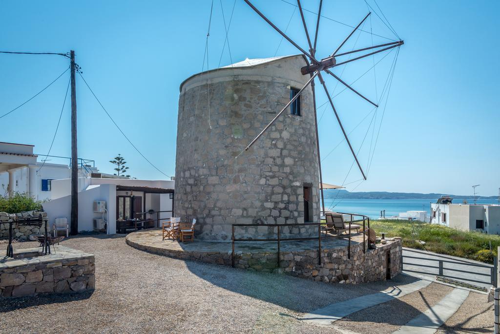 The Windmill Apartment Adamantas  Exterior photo